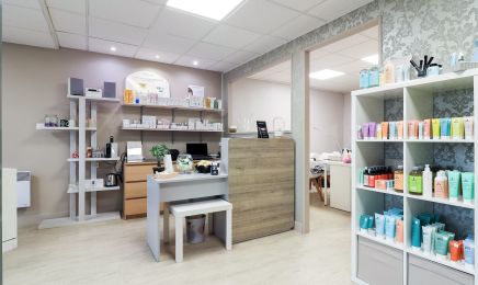 Cécile Esthetique  : Manucure à Saint-Apollinaire