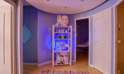 Parfumerie Maud Centre de Beauté  : Coiffeur à Miribel