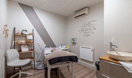 Les Re belles institut : Manucure à Agen