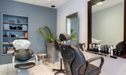 N Hair J Coiff’ : Manucure à Bouguenais
