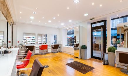 Camille Albane - Paris 16 - 4 rue de la Tour : Coiffeur à Paris