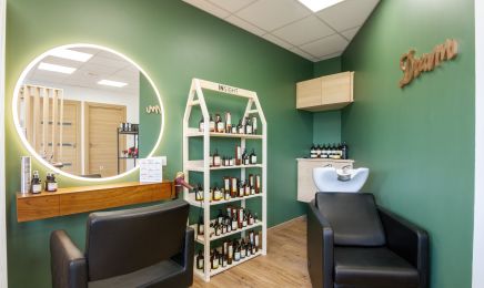 Les Ongles De Laura  : Institut de beauté à Le Monteil
