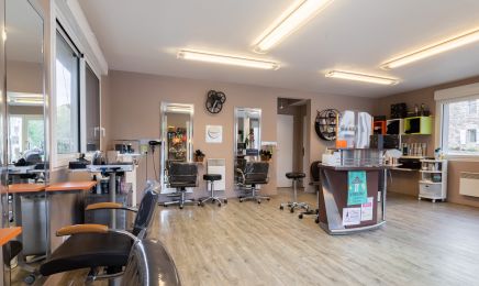 UNIV’HAIR Saint-Nolff : Coiffeur à Saint-Nolff