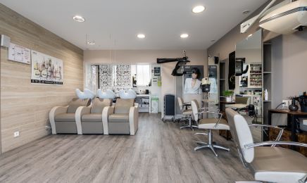 Isa'tif Coiffure  : Coiffeur à Port-des-Barques