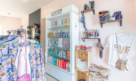 Elegance coiffure - Varennes : Manucure à Varennes-le-Grand