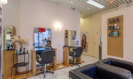 MÉGANE. HAIRSTYLIST - COURNON : Coiffeur à Cournon-d'Auvergne