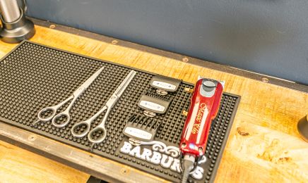 Barber sur Seine : Barbier à Asnières-sur-Seine