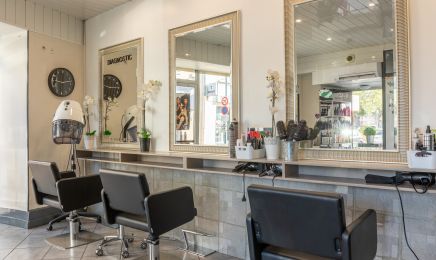 L’Instant Haute coiffure (Réservé aux femmes) : Coiffeur à Vénissieux