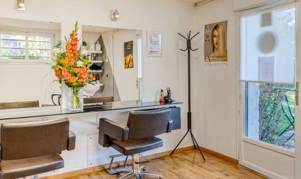 Le petit coin beauté de Delphine  : Coiffeur à Fleury-les-Aubrais