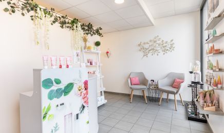 Anais Esthétique : Manucure à Seyssuel