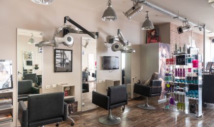 Seven : Coiffeur à Niort