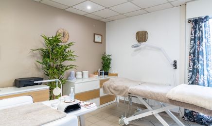 Beauté éternelle (pour femme uniquement)  : Manucure à Ozoir-la-Ferrière