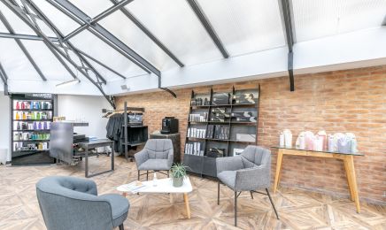  La Verrière Sur Cour : Institut de beauté à Grenoble