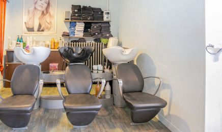 Karma Coiffure : Manucure à Caen