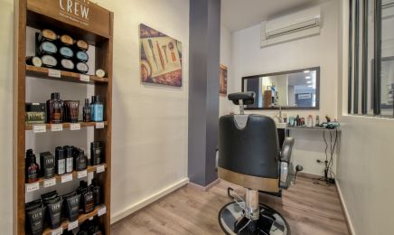 Un Hair de Plume : Coiffeur à Pont-Saint-Esprit