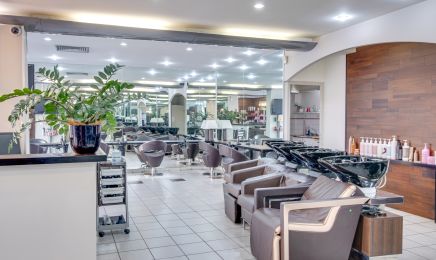 Le Salon : Coiffeur à La Farlède