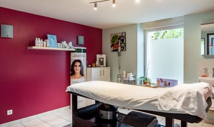 L’Instant Bien Etre - Elodie : Manucure à Teloché
