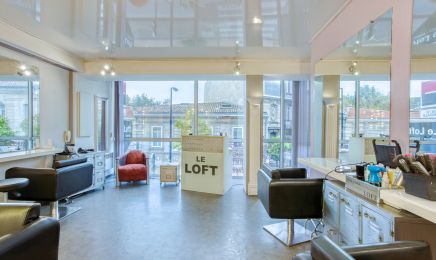 Le Loft Bordeaux - Coiffure - Institut de beauté : Manucure à Bordeaux
