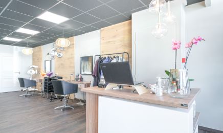 Emmanuelle Coiffure  : Institut de beauté à Fayl-Billot