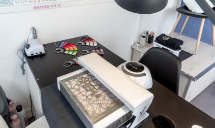 Mx.Nails Nantes : Manucure à Orvault