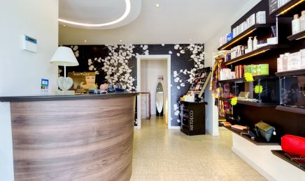 Institut de Beauté Monia : Manucure à Wœrth