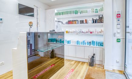 Camille Albane - Limoges : Manucure à Limoges