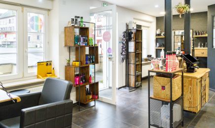 Salon Suzy : Coiffeur à Waldwisse