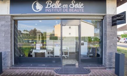Belle en soie - Meyzieu  : Manucure à Meyzieu