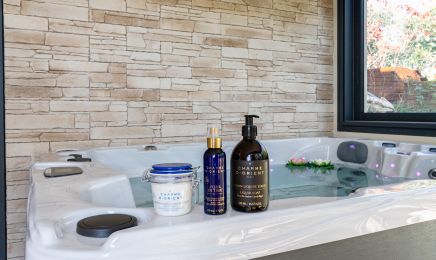 Brin de douce heure  : Spa à La Fare-les-Oliviers