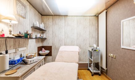 Espace beauté : Manucure à Lillebonne