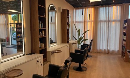 Maitre Coiffeur Mandin Ludovic : Institut de beauté à La Couronne