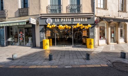LA PAUSE BARBER NIMES : Coiffeur à Nîmes