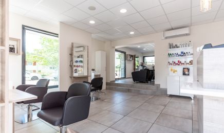 Espace beauté Entre-Nous - Coiffure : Coiffeur à Mery