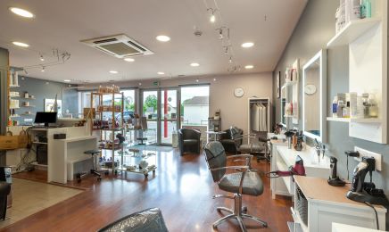Les Petits Ciseaux : Coiffeur à Brie