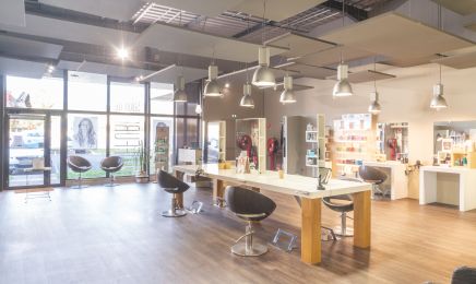 Ines K Coiffeur  : Coiffeur à Mozac