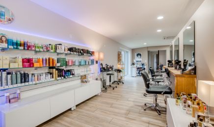 Ambiance coiffeur créateur  : Coiffeur à La Chaussée-Saint-Victor