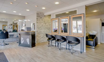 Le Reflet du Miroir  : Coiffeur à La Montagne