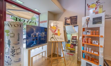 Parfumerie De l'Avenue  : Institut de beauté à Lisieux