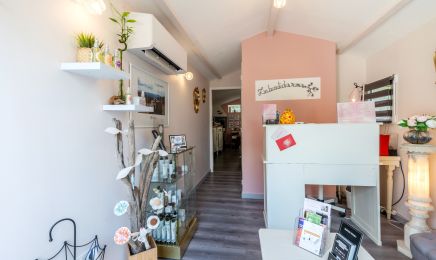 La Beauté des Reines  : Institut de beauté à Aubais
