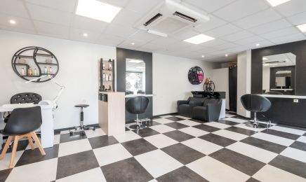 Mille & une coiffures Saint Hilaire la Palud  : Coiffeur à Saint-Hilaire-la-Palud