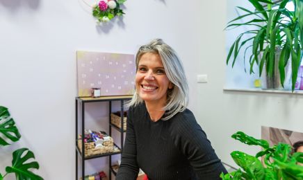 Institut Esprit Beauté  : Manucure à Gémozac
