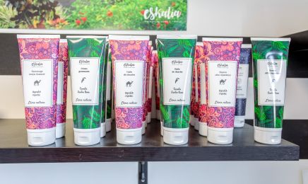 Etern’elle Beauté : Manucure à Port-Brillet