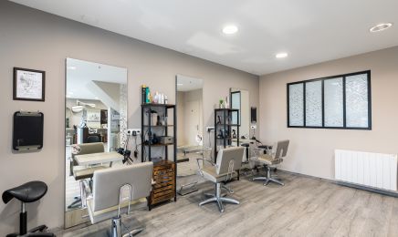 Isa'tif Coiffure  : Coiffeur à Port-des-Barques