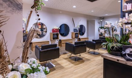 Aurore Styliste Visagiste & Barbier : Coiffeur à Lanvallay