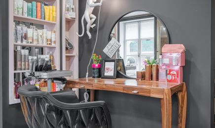 Maison de Coiffure By  Sophie - Head Spa : Barbier à Bourgoin-Jallieu