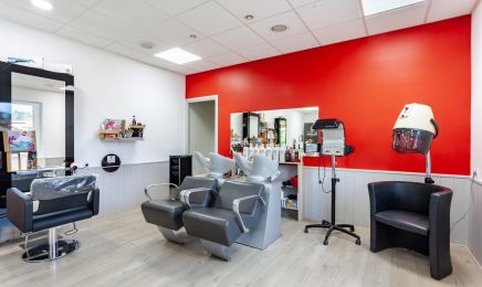 Les Ciseaux de Pauline  : Coiffeur à Vougy