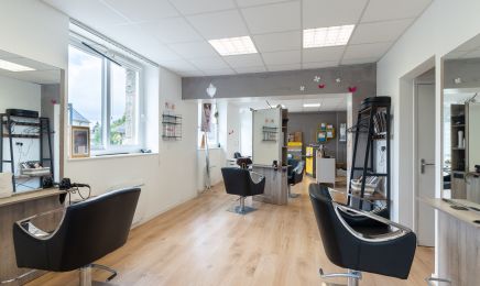 Hair Scult : Manucure à Plumaudan