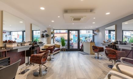 Armony Coiffure & Prothésiste ongulaire : Coiffeur à Maule