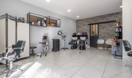 Look-nat : Coiffeur à Sète