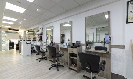 Nouvelle Ere : Coiffeur à Miramas